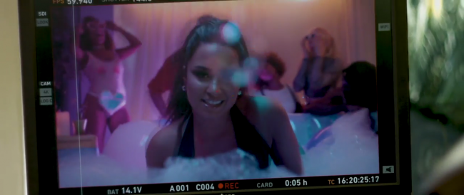 Demi_Lovato_-_-Sorry_Not_Sorry-_28Behind_The_Scenes295Bvia_torchbrowser_com5D_mp40689.png