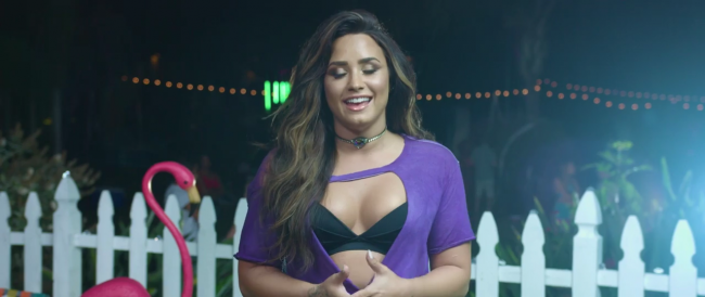 Demi_Lovato_-_-Sorry_Not_Sorry-_28Behind_The_Scenes295Bvia_torchbrowser_com5D_mp41295.png
