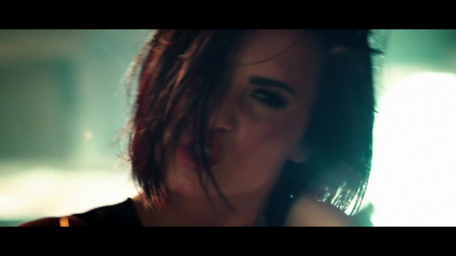 Demi_Lovato_-_Confident_241.jpg