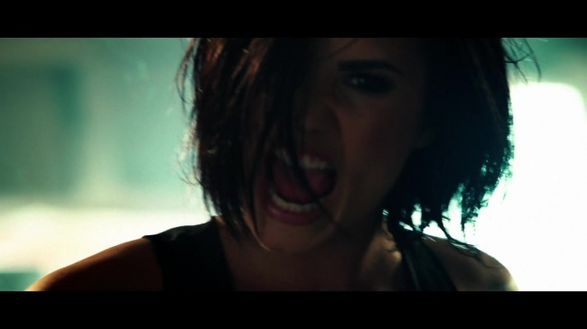 Demi_Lovato_-_Confident_242.jpg