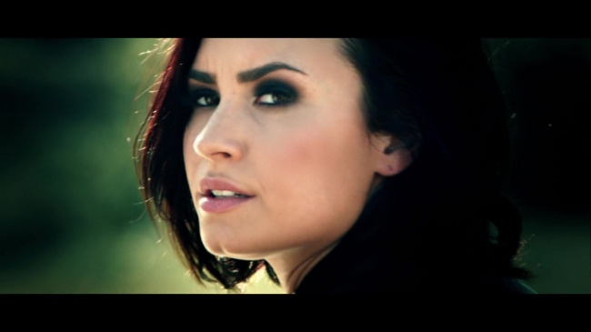 Demi_Lovato_-_Confident_479.jpg