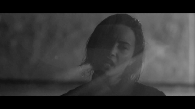 Demi_Lovato_-_Waitin_for_You_28Official_Video29_28Explicit29_ft__Sirah_026.jpg