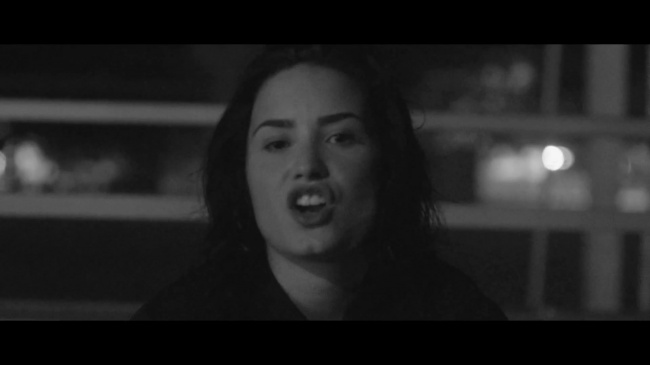 Demi_Lovato_-_Waitin_for_You_28Official_Video29_28Explicit29_ft__Sirah_058.jpg