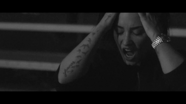 Demi_Lovato_-_Waitin_for_You_28Official_Video29_28Explicit29_ft__Sirah_101.jpg