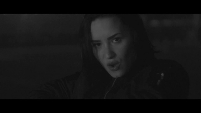 Demi_Lovato_-_Waitin_for_You_28Official_Video29_28Explicit29_ft__Sirah_117.jpg