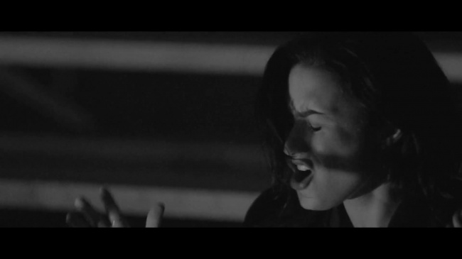 Demi_Lovato_-_Waitin_for_You_28Official_Video29_28Explicit29_ft__Sirah_421.jpg