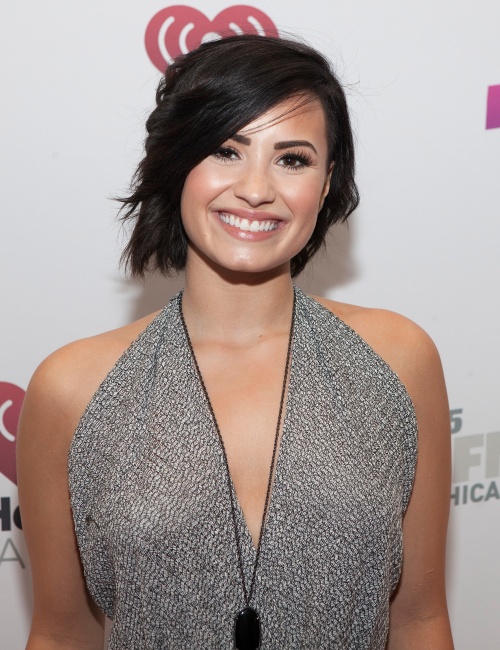 Demi_Lovato_12-35.jpg