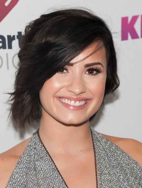 Demi_Lovato_14-34.jpg