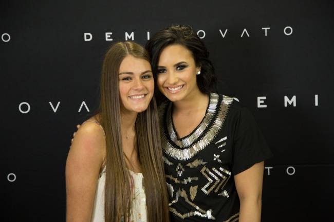 Demi_Lovato_282729-11.jpg