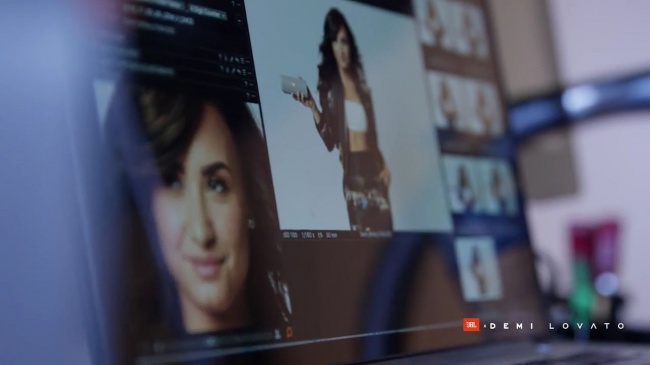 Demi_Lovato_Behind_The_Scenes_from_JBL_5Btorch_web5D_282029.jpg