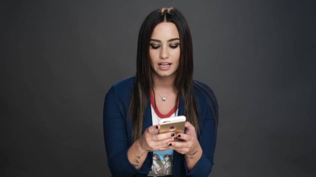 Demi_Lovato_Gets_Her_Phone_Hacked_-_Glamour5Bvia_torchbrowser_com5D_28129_mp40983.jpg