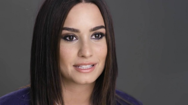 Demi_Lovato_Gets_Her_Phone_Hacked_-_Glamour5Bvia_torchbrowser_com5D_28129_mp42223.jpg
