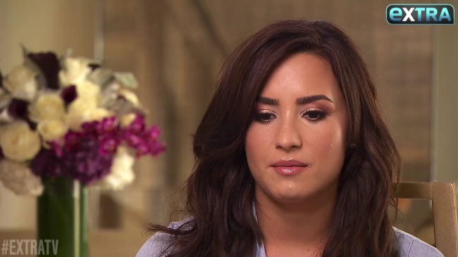 Demi_Lovato_Opens_Up_About_Her_Bipolar_Diagnosis_mp40415.jpg
