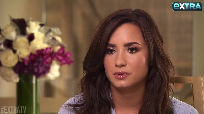 Demi_Lovato_Opens_Up_About_Her_Bipolar_Diagnosis_mp42171.jpg