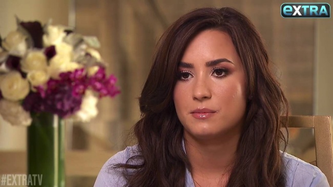 Demi_Lovato_Opens_Up_About_Her_Bipolar_Diagnosis_mp43522.jpg