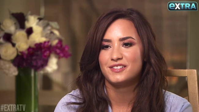 Demi_Lovato_Opens_Up_About_Her_Bipolar_Diagnosis_mp43935.jpg