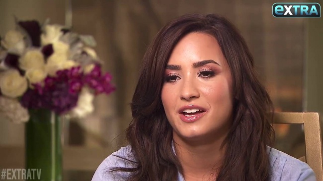 Demi_Lovato_Opens_Up_About_Her_Bipolar_Diagnosis_mp44017.jpg