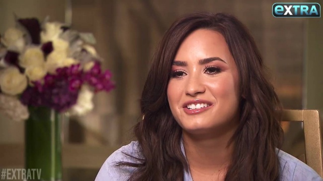 Demi_Lovato_Opens_Up_About_Her_Bipolar_Diagnosis_mp44691.jpg