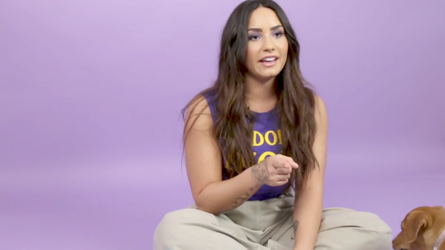 Demi_Lovato_Plays_With_Puppies_28While_Answering_Fan_Questions295Bvia_torchbrowser_com5D_mp410256.png