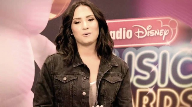 Demi_Lovato_talks_about_Hero_Award_honoree_Nick_Jonas_-_RDMA_Buzz5Bvia_torchbrowser_com5D_mp40226.jpg