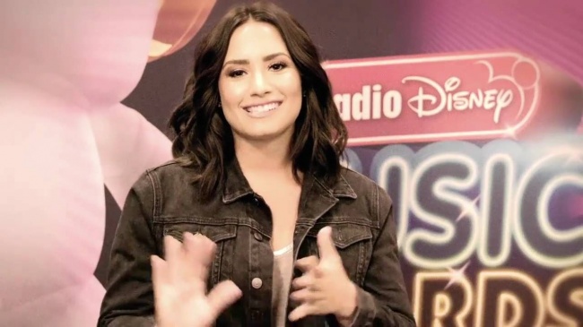 Demi_Lovato_talks_about_Hero_Award_honoree_Nick_Jonas_-_RDMA_Buzz5Bvia_torchbrowser_com5D_mp40271.jpg