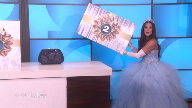Ellen_Plays__What_s_in_the_Box__with_Guest_Model_Demi_Lovato_mp411326.jpg