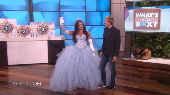 Ellen_Plays__What_s_in_the_Box__with_Guest_Model_Demi_Lovato_mp41742.jpg