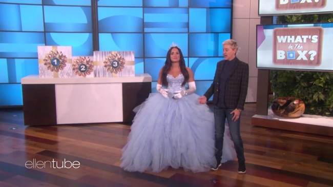 Ellen_Plays__What_s_in_the_Box__with_Guest_Model_Demi_Lovato_mp42375.jpg