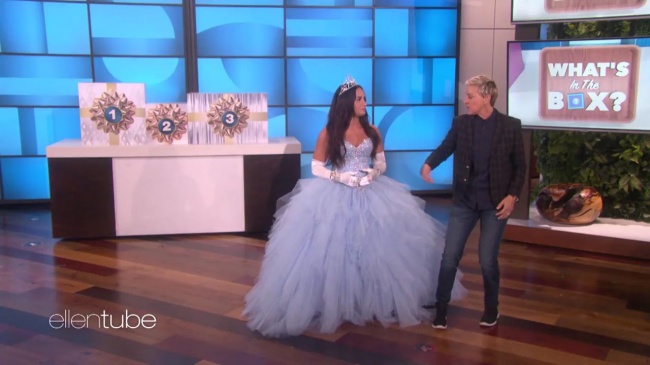 Ellen_Plays__What_s_in_the_Box__with_Guest_Model_Demi_Lovato_mp42759.jpg