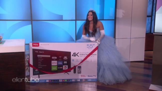 Ellen_Plays__What_s_in_the_Box__with_Guest_Model_Demi_Lovato_mp46719.jpg