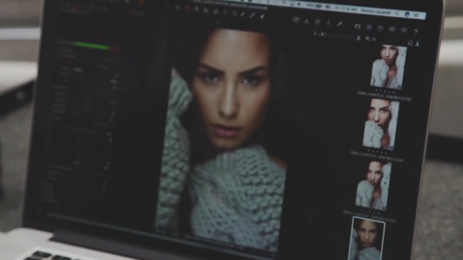 Notion_Magazine_2B_Demi_Lovato_BTS_Cover_Shoot__demilovato_mp40937.png