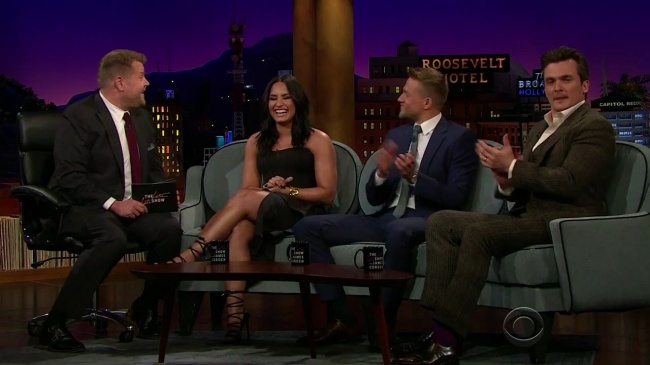 The_Late_Late_Show_with_James_Corden_5Btorch_web5D_28329.jpg