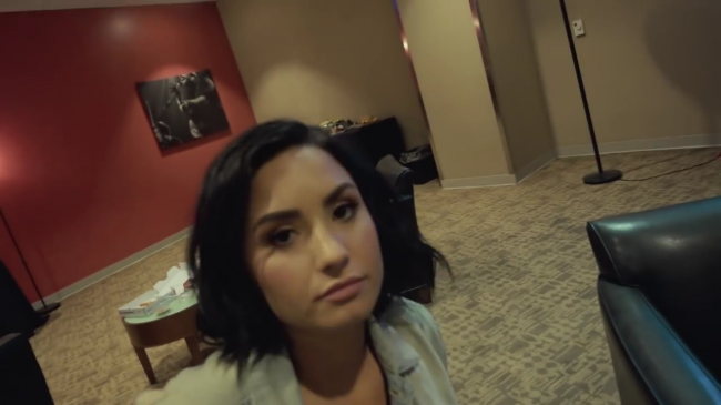 What_did_Demi_say_about_Nick21_Honda_Civic_Tour-_Future_Now_mp40055.png