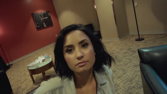 What_did_Demi_say_about_Nick21_Honda_Civic_Tour-_Future_Now_mp40063.png