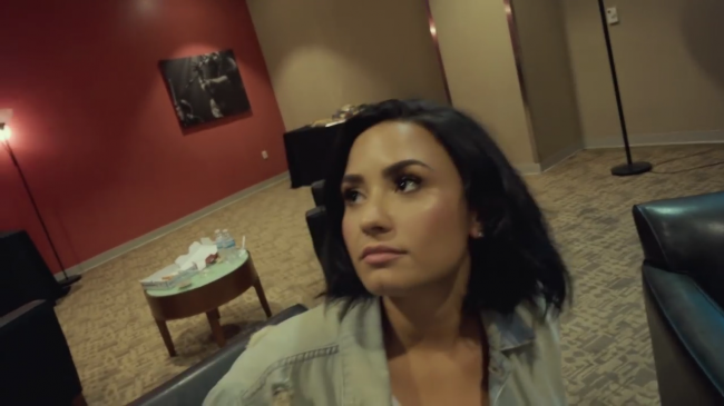 What_did_Demi_say_about_Nick21_Honda_Civic_Tour-_Future_Now_mp40072.png