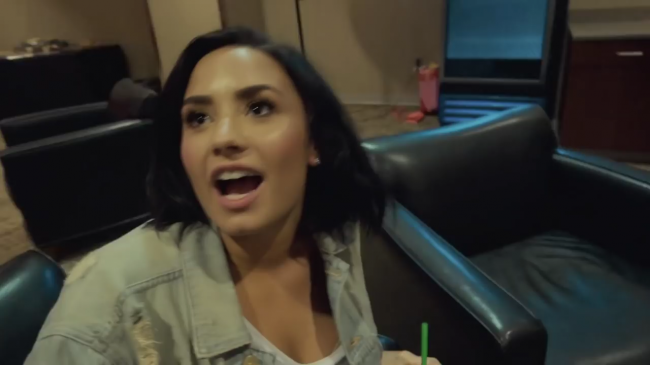 What_did_Demi_say_about_Nick21_Honda_Civic_Tour-_Future_Now_mp40096.png