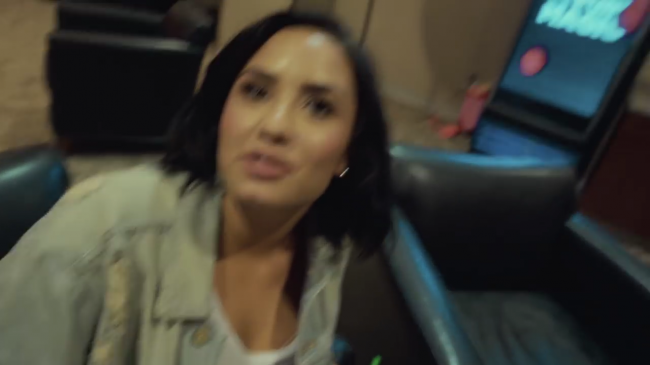 What_did_Demi_say_about_Nick21_Honda_Civic_Tour-_Future_Now_mp40136.png