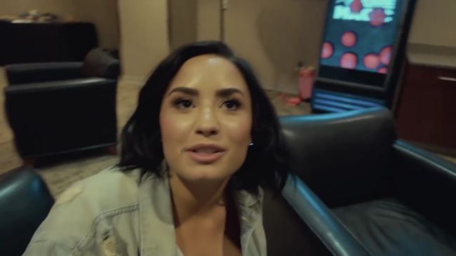 What_did_Demi_say_about_Nick21_Honda_Civic_Tour-_Future_Now_mp40152.png