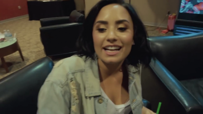 What_did_Demi_say_about_Nick21_Honda_Civic_Tour-_Future_Now_mp40167.png