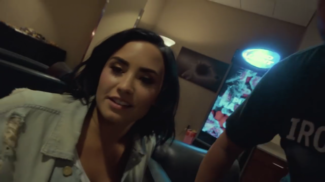 What_did_Demi_say_about_Nick21_Honda_Civic_Tour-_Future_Now_mp40208.png