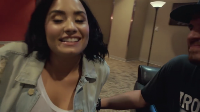 What_did_Demi_say_about_Nick21_Honda_Civic_Tour-_Future_Now_mp40336.png
