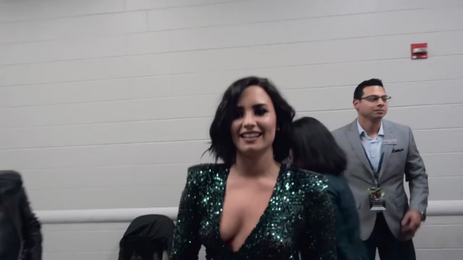 What_did_Demi_say_about_Nick21_Honda_Civic_Tour-_Future_Now_mp42424.png