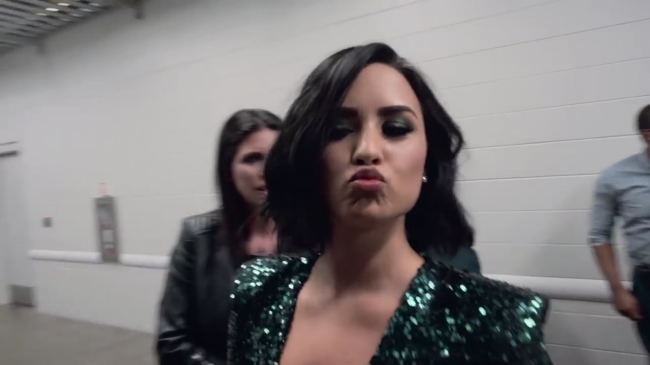 What_did_Demi_say_about_Nick21_Honda_Civic_Tour-_Future_Now_mp42448.png