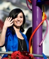49252_Preppie_-_Demi_Lovato_filming_a_Disney_Parade_in_Anaheim_-_November_9_2009_2200_122_804lo.jpg