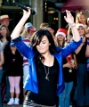 49654_Preppie_-_Demi_Lovato_filming_a_Disney_Parade_in_Anaheim_-_November_9_2009_0101_122_219lo.jpg