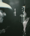 Brad_Paisley_-_Without_a_Fight_ft__Demi_Lovato5Bvia_torchbrowser_com5D_mp41359.png
