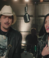 Brad_Paisley_-_Without_a_Fight_ft__Demi_Lovato5Bvia_torchbrowser_com5D_mp41756.png