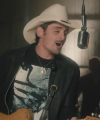 Brad_Paisley_-_Without_a_Fight_ft__Demi_Lovato5Bvia_torchbrowser_com5D_mp42965.png