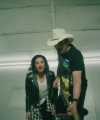 Brad_Paisley_-_Without_a_Fight_ft__Demi_Lovato5Bvia_torchbrowser_com5D_mp44276.png