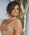 CU-Demi_Lovato_arrives_at_the_2011_NCR_ALMA_Awards-02.jpg